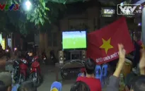CĐV bóng đá Hà Nội cuồng nhiệt cổ vũ U19 Việt Nam