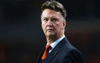 Man Utd phủ nhận chuyện "đi đêm" với Louis van Gaal