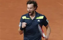 Roland Garros: Đá văng Berdych, "hiện tượng" Gulbis tiếp tục gây sốc
