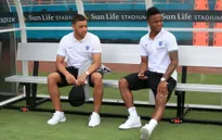 Thầy Hodgson xác nhận "The Ox" Chamberlain không mất Wolrd Cup