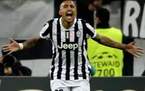 Arturo Vidal không vồn vã gia nhập Man Utd