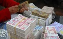 Dịch vụ đổi tiền lẻ vẫn diễn ra công khai mùa lễ hội