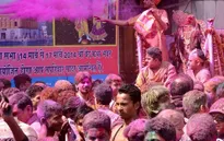 Ngắm những sắc màu rực rỡ ở lễ hội Holi, Ấn Độ