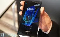 Panasonic: Khai tử smartphone để sản xuất... điện thoại tính năng