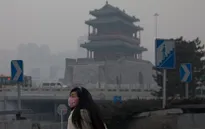 Biến khói bụi thành trang sức