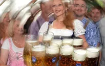 Tưng bừng Lễ hội bia Oktoberfest Munich tại Đức