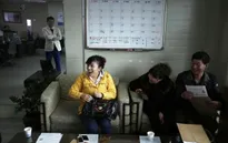 Người Trung Quốc đổ xô đến Hàn Quốc để... lấy bằng lái xe