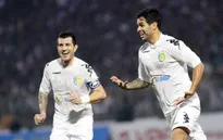 Vòng 5 V-League: Đả bại Thanh Hóa, Hà Nội T&T leo lên ngôi đầu