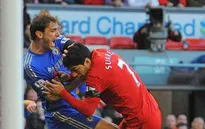 “Cẩu xực” Luis Suarez bị treo giò 10 trận