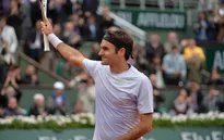 Federer thắng dễ, Nadal ngược dòng vất vả