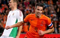 Đại thắng Hungary, Van Persie đi vào lịch sử bóng đá Hà Lan
