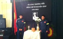 Công Vinh và đồng đội viếng Đại tướng tại Uzbekistan