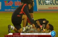 Công việc của những người thầy thuốc trên sân cỏ V.League