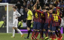 Real 3-4 Barca: Rượt đuổi ngoạn mục ở Bernabeu (VIDEO)