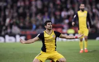 Atletico ngược dòng ngoạn mục giữ ngôi đầu La Liga