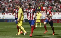 La Liga vòng 32: Barca thắng dễ, Atletico vẫn ở ngôi đầu