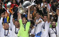 Messi không có tên trong danh sách đội hình tiêu biểu Champions League