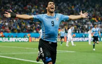 Chùm ảnh: Suarez một mình đánh bại người Anh