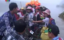 Nhọc nhằn học sinh vùng cao đến lớp