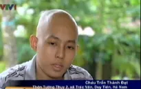 Cậu bé ung thư máu mồ côi mẹ