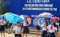 Trao 4.000 suất quà cho trẻ em nghèo vui đón Tết