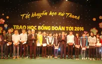 Trao 2,5 tỷ đồng học bổng HS, SV nghèo học giỏi