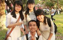 Thủ khoa lớn lên ở trung tâm bảo trợ trẻ em