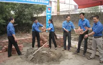 Tuổi trẻ Ninh Bình hỗ trợ xây nhà cho 8 gia đình chiến sĩ đang công tác ngoài biển, đảo