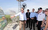 Tướng Dempsey thăm dự án xử lý dioxin tại sân bay Đà Nẵng