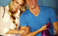 Siêu kình ngư Michael Phelps chia tay bạn gái