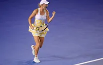 Australian Open: Wozniacki nối gót Masha vào vòng 3