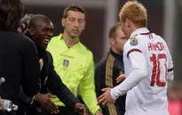 Seedorf hổ thẹn vì được so sánh với HLV Ancelotti