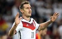 Klose phá tan kỷ lục ghi bàn của huyền thoại Gerd Muller