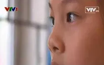 Nghị lực kỳ diệu của cô bé “Nick Vujicic Việt Nam”
