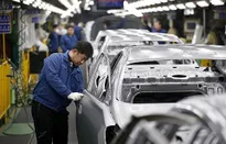 Xuất khẩu ô tô của Hàn Quốc giảm tháng thứ 7 liên tiếp