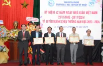 Trường Đại học Sư phạm Kỹ thuật – Đại học Đà Nẵng kỷ niệm 42 năm ngày Nhà giáo Việt Nam