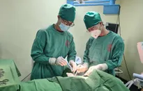 Cắt toàn bộ dạ dày điều trị ung thư biến chứng chảy máu nguy hiểm