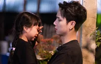 Bố ơi mình đi đâu thế: Neko Lê - ông bố nguyên tắc nhưng đầy thấu cảm