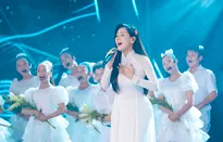 Điểm hẹn tài năng: Thí sinh gây xúc động mạnh với 'Con nghe mẹ hát đôi lời' trong đêm liveshow đầu