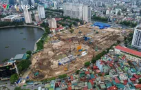 Cận cảnh công trường thi công dự án trên 'đất vàng' phố Giảng Võ (Hà Nội)