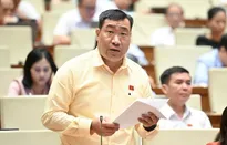 Miễn thuế đất nông nghiệp nhưng không được "ôm đất chờ thời"