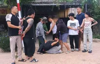 Tài xế bị xịt hơi cay cướp xe lúc rạng sáng, 4 nghi phạm người nước ngoài sa lưới