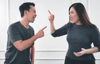 Muốn ly hôn phải nhờ “cò”: Khi cái nghèo phá hủy tình yêu
