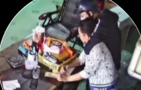 Giả vờ mua hàng rồi sát hại nữ chủ tiệm, bắt gọn nghi phạm sau 5 giờ gây án