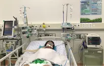 Sốc sốt xuất huyết nặng: Bé gái được truyền hơn 10 lít máu mới qua cơn nguy kịch