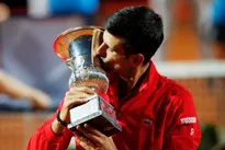 Djokovic wins fifth Italian Open to make Masters history