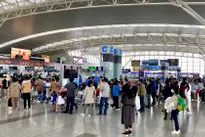 Noi Bai airport records busiest day as Tet holiday ends