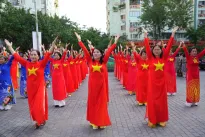 Hanoi Ao dai dance marks Vietnamese women’s day