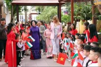 Spouses of Vietnamese, Bulgarian Presidents visit Hanoi kindergarten