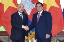 PM Pham Minh Chinh meets with Cambodian King Norodom Sihamoni